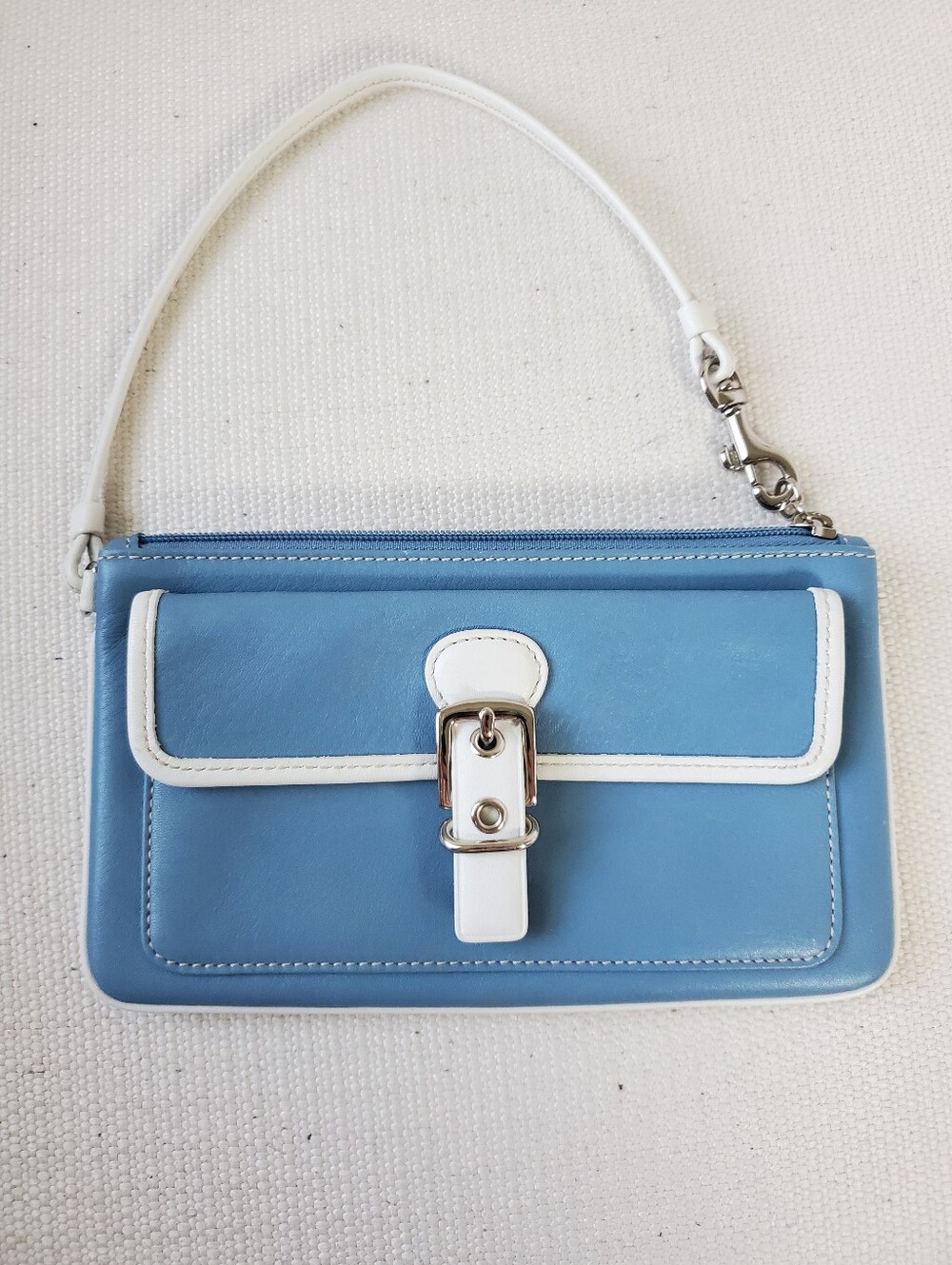 Coach Hampton Blue Leather Wristlet Wallet Buckle Snap Front Bag